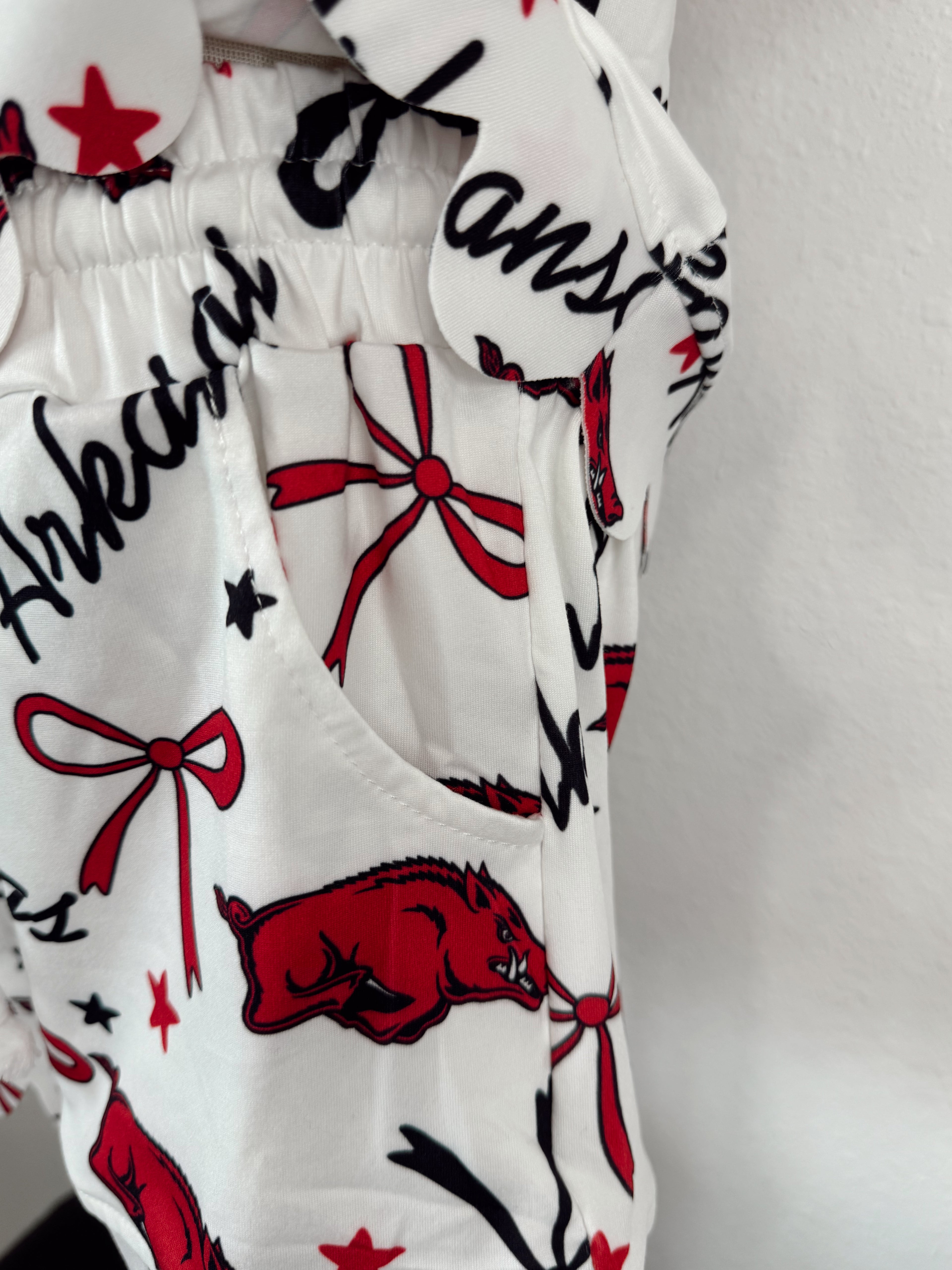 AR Razorbacks Scallop 2PC Set