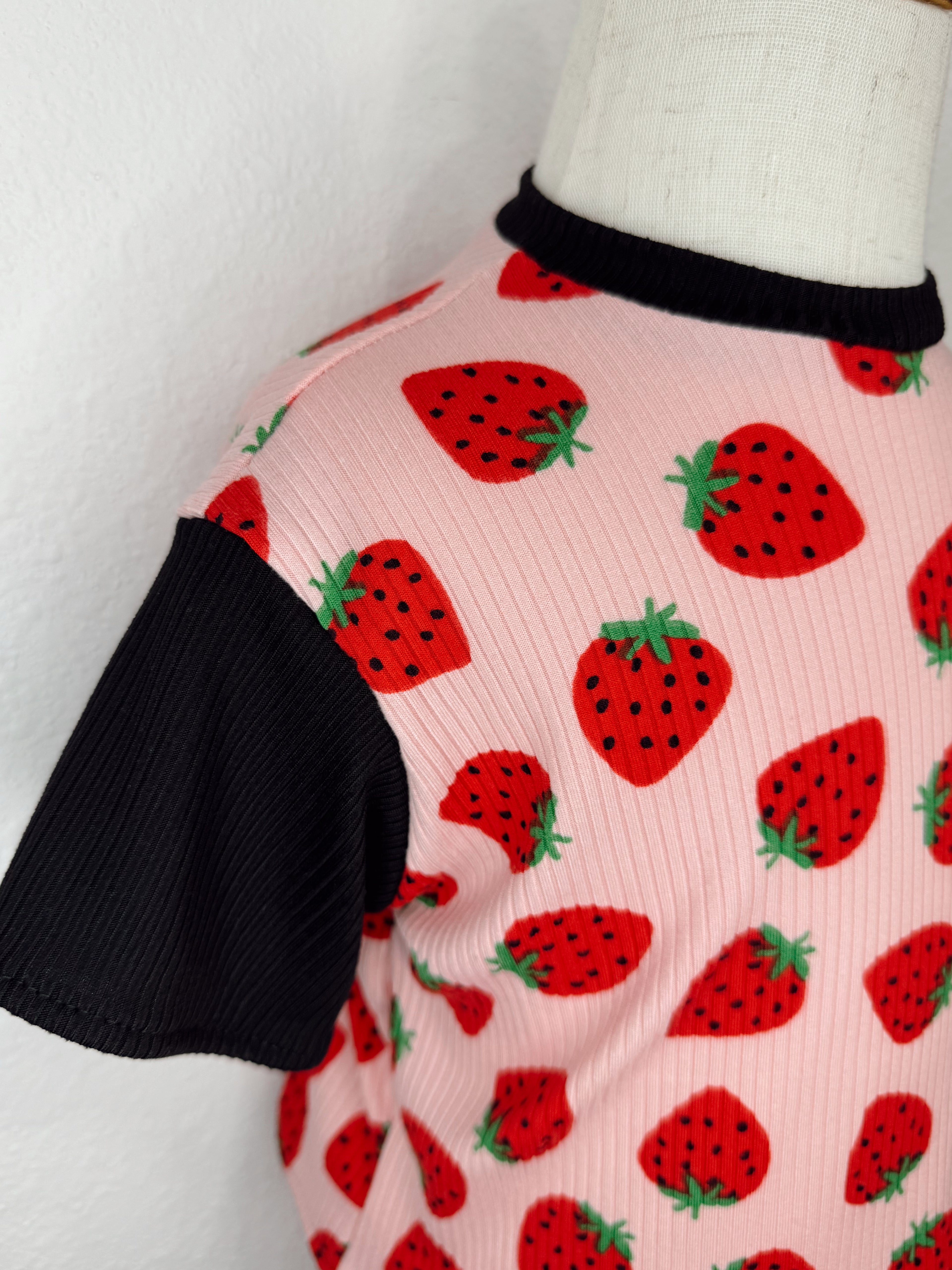 3/6M Strawberry Comfy Set